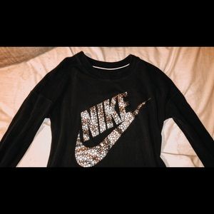 Women’s Nike Long Sleeve Tee